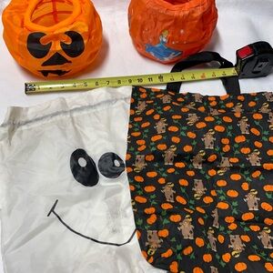 Halloween Pumpkin and Ghost Bag Set & 2 collapsing pumpkins.
